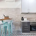 Apartment Graca Square Heritage By Tram 28 By Nestatlisbon