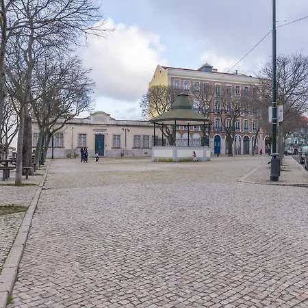 Graca Square Heritage By Tram 28 By Nestatlisbon Apartamento