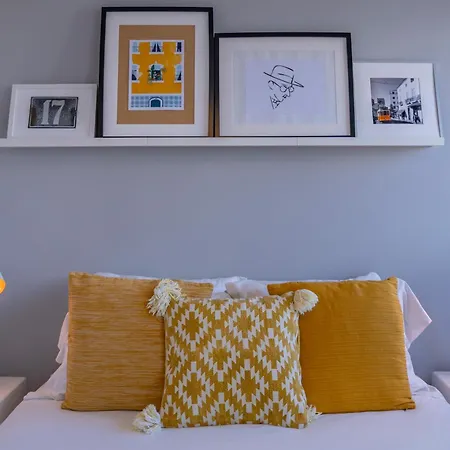 Apartment Superb Overlooking Graca In Lisbon