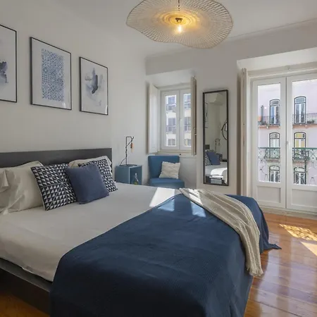 Superb Overlooking Graca In