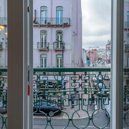 Apartment Superb Overlooking Graca In *