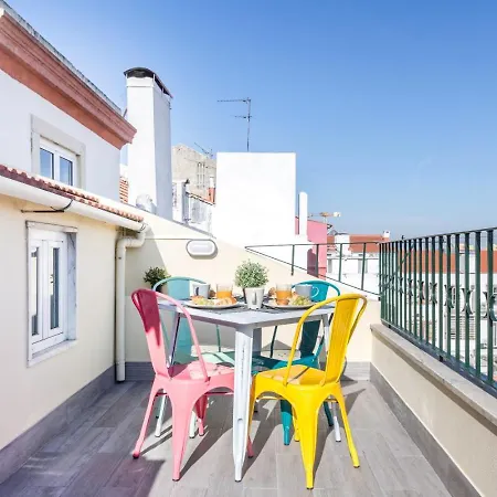 Apartment Superb Overlooking Graca In *