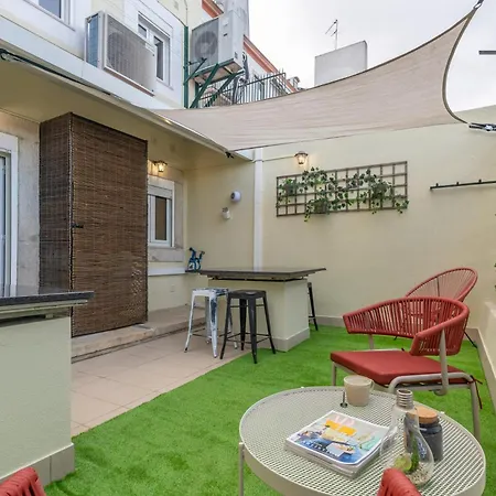 Superb Overlooking Graca In * Lizbona